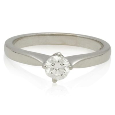 PRE-OWNED 18CT WHITE GOLD SOLITAIRE NATURAL DIAMOND RING - 0.25CTS