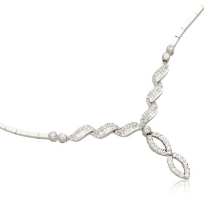 PRE-OWNED 18CT WHITE GOLD DIAMOND NECKLACE