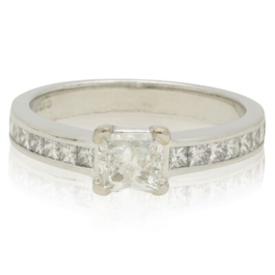 PRE-OWNED 18CT WHITE GOLD NATURAL DIAMOND RING - 1.17CTS