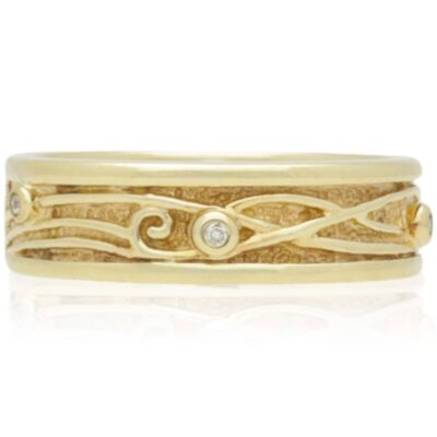 VINTAGE CLOGAU GOLD CELTIC DIAMOND BAND RING